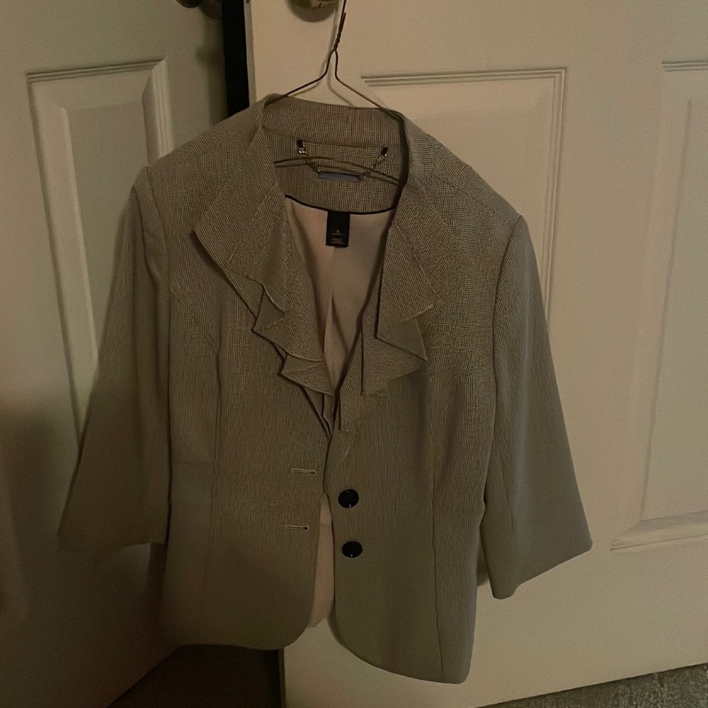 Women’s suit jacket